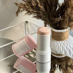 قناع الطين المصغر للمسام بخلاصة السينتيلا – SKIN1004 Madagascar Centella Pore-Minimizing Quick Clay Stick Mask